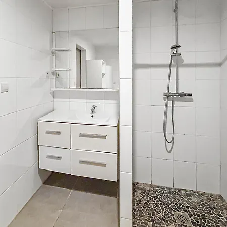 Parking Prive & Terrasse Ensoleillee Apartamento